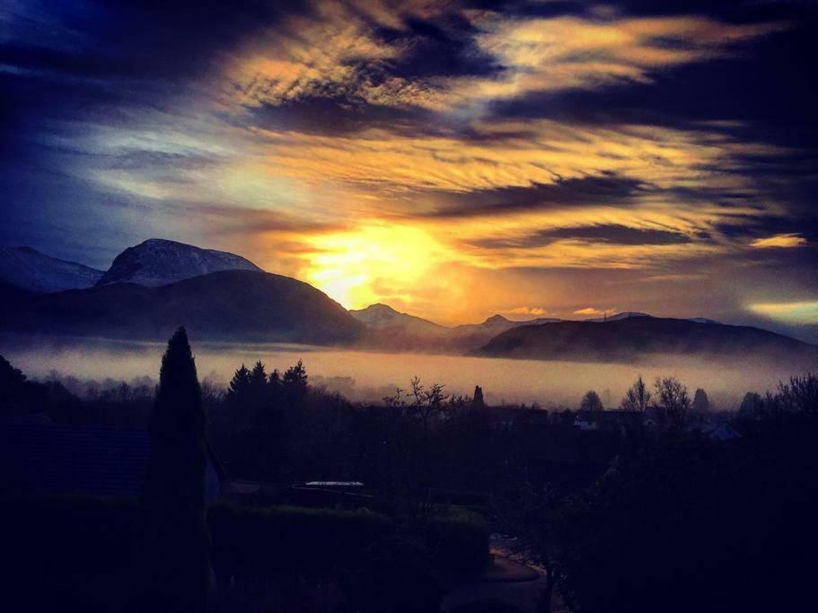 Апартаменты Highland Self Catering Retreat With Stunning Views Форт-Уильям Экстерьер фото