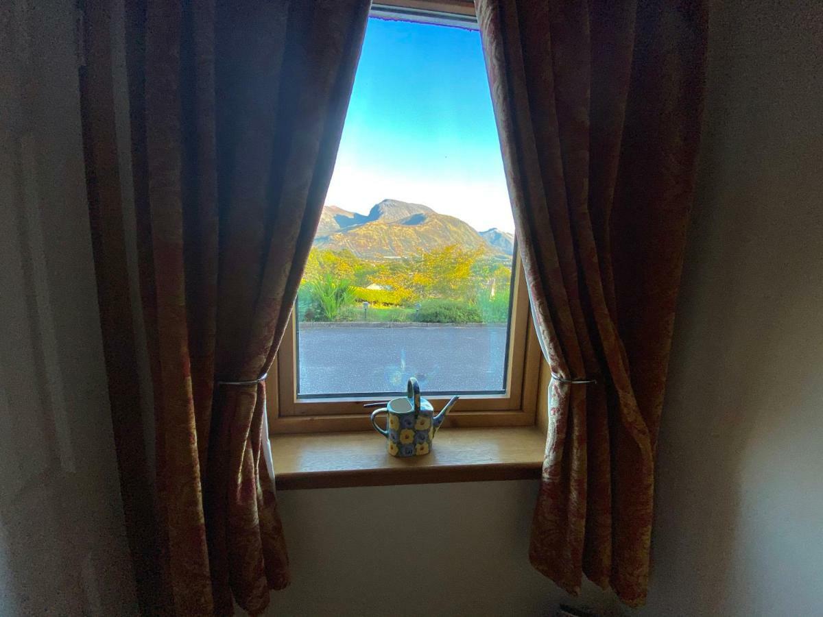 Апартаменты Highland Self Catering Retreat With Stunning Views Форт-Уильям Экстерьер фото