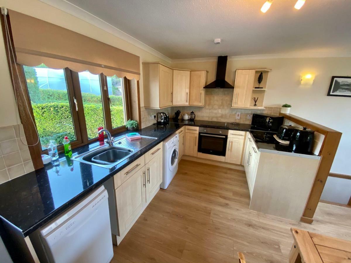 Апартаменты Highland Self Catering Retreat With Stunning Views Форт-Уильям Экстерьер фото